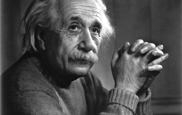 01-albert-einstein-7025333